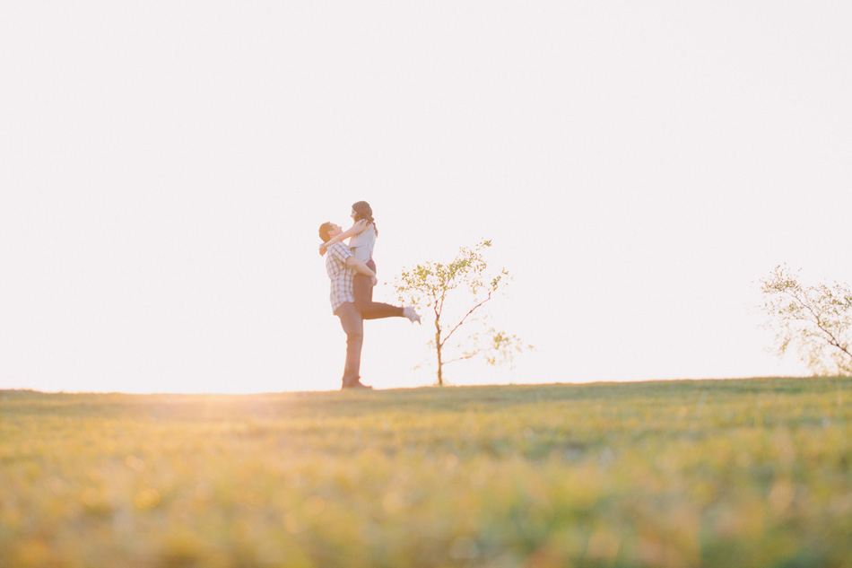 Tarryn + Ryan :: Engaged Kampphotography Winnipeg Wedding Photographers You and Me Session 