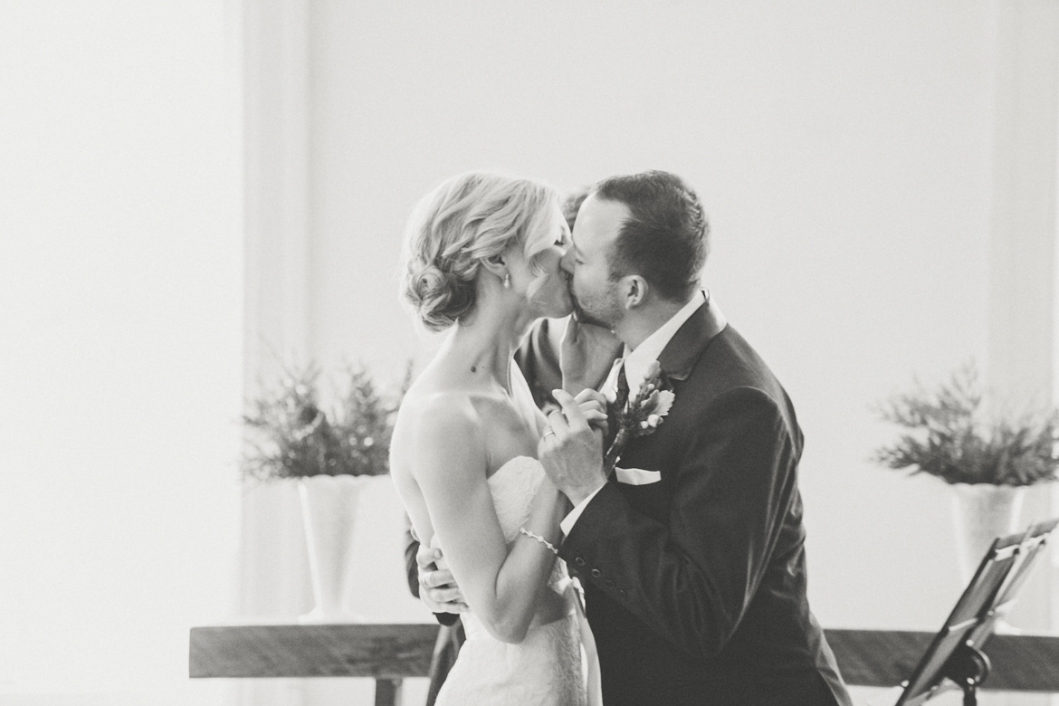 Emily + Brock :: Winnipeg Winter Wedding Featured Work Kampphotography Winnipeg Wedding Photographers 