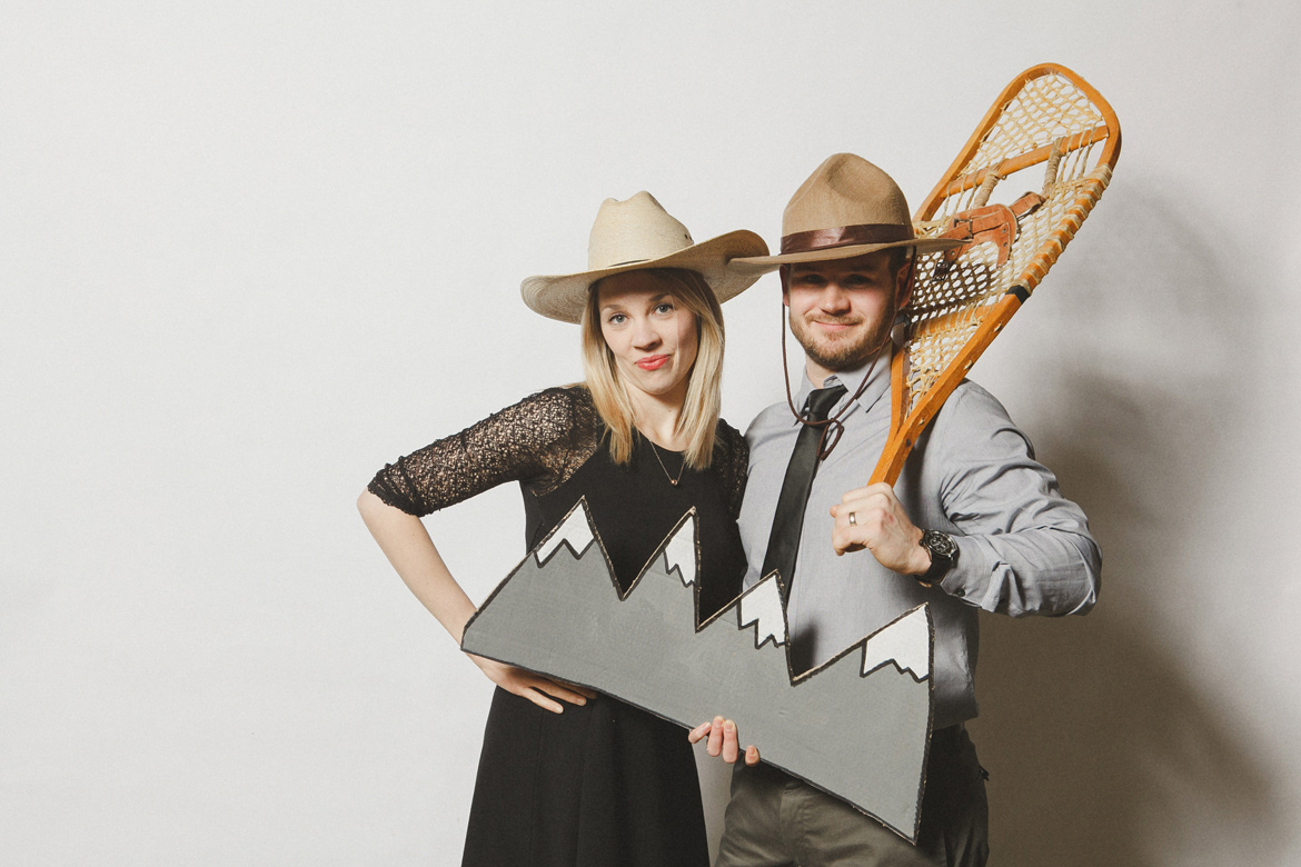 Emily + Brock :: The Awesome Booth Kampphotography Winnipeg Wedding Photographers 