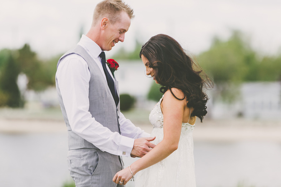 Jenna + Brett :: Gimli Wedding Kampphotography Winnipeg Wedding Photographers 