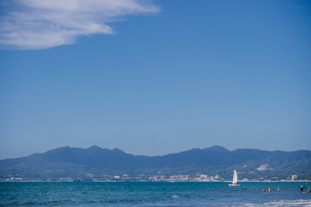 Puerto Vallarta // Beach + Street Kampphotography Destination Wedding 