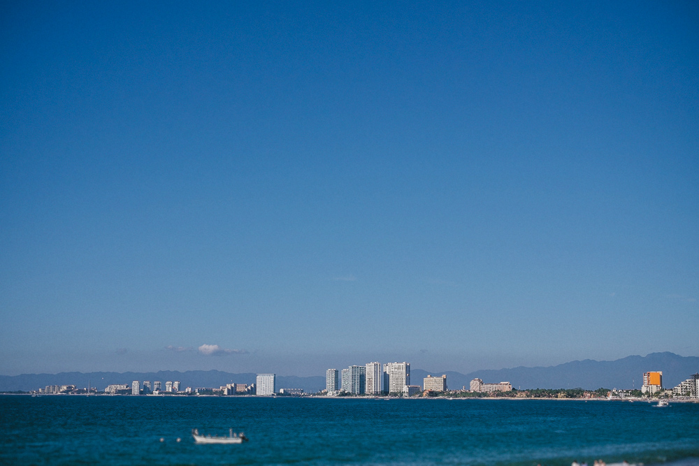 Puerto Vallarta // Beach + Street Kampphotography Destination Wedding 