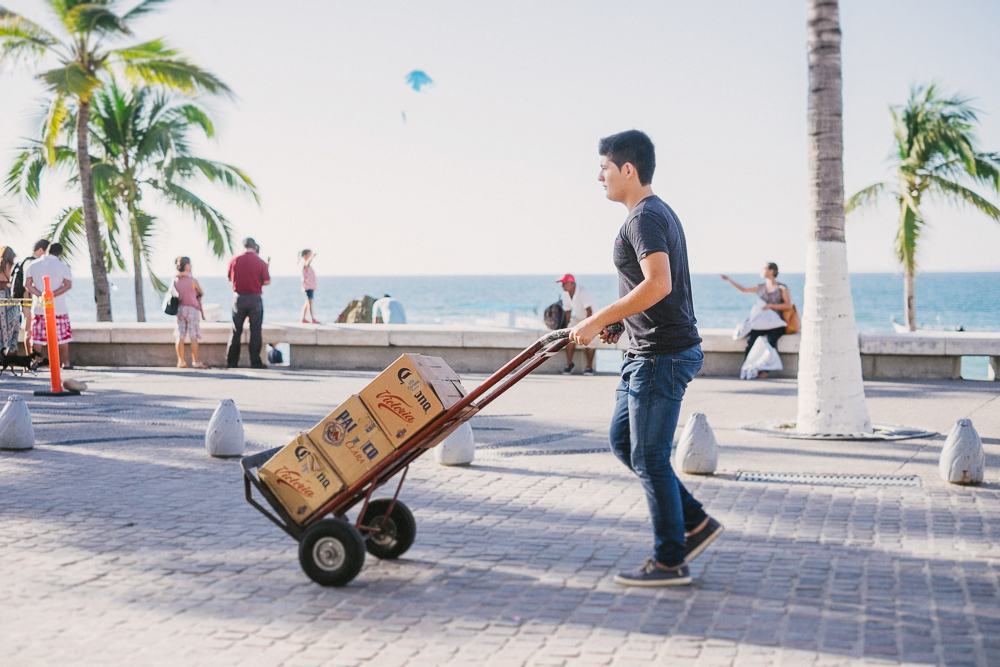 Puerto Vallarta // Beach + Street Kampphotography Destination Wedding 