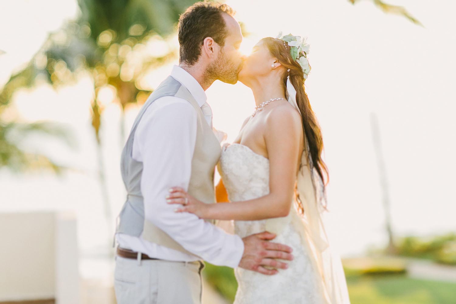 Vanessa + Brian // RIU Vallarta Wedding Kampphotography Destination Wedding 