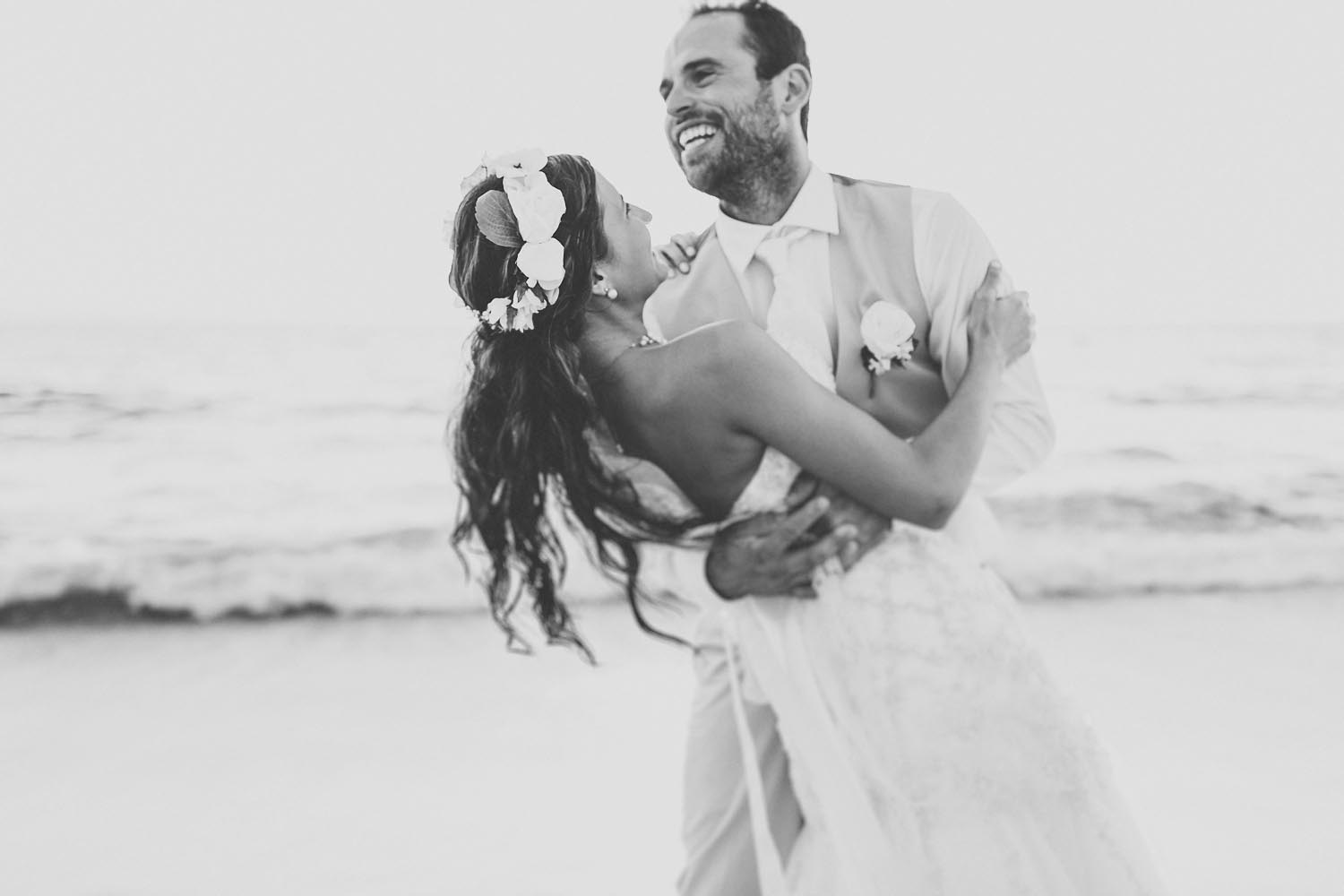 Vanessa + Brian // RIU Vallarta Wedding Kampphotography Destination Wedding 