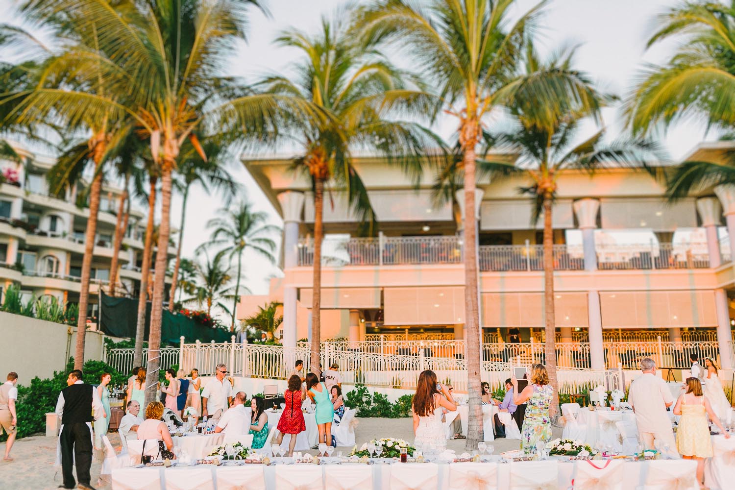 Vanessa + Brian // RIU Vallarta Wedding Kampphotography Destination Wedding 