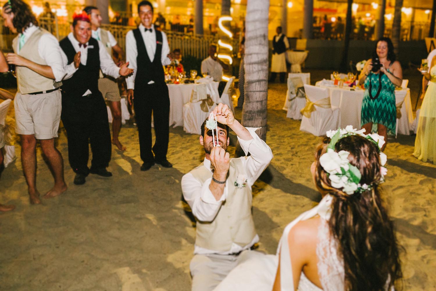 Vanessa + Brian // RIU Vallarta Wedding Kampphotography Destination Wedding 