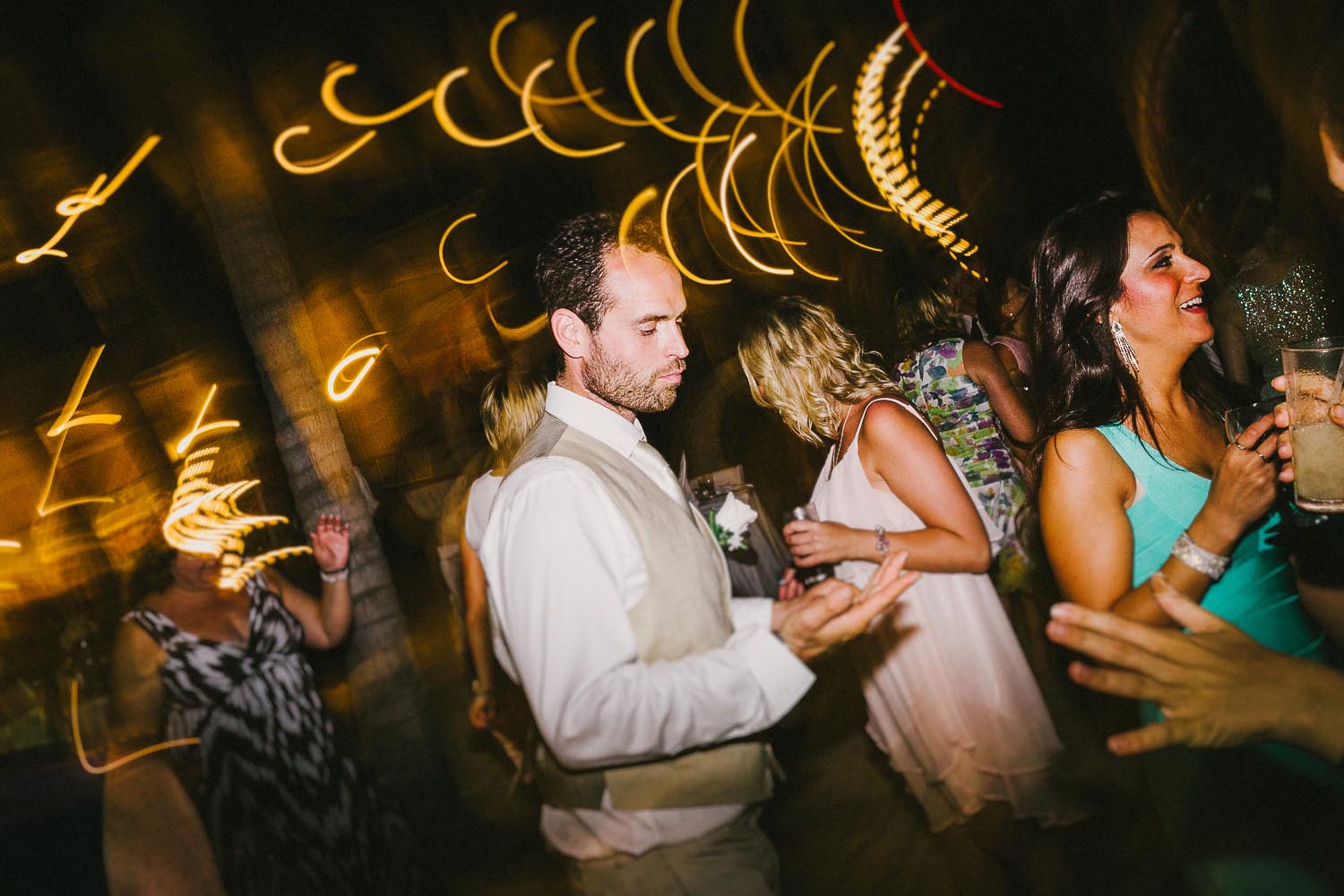 Vanessa + Brian // RIU Vallarta Wedding Kampphotography Destination Wedding 