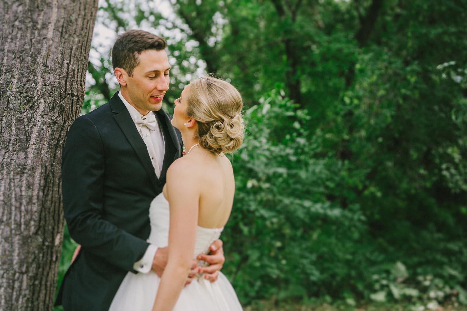 Ashley + Adam // Winnipeg Wedding Kampphotography Winnipeg Wedding Photographers 