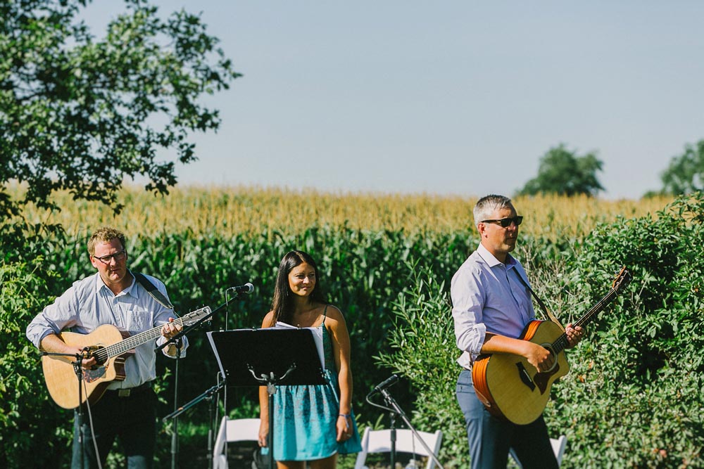 Karen + Alex // Cooks Creek Wedding Kampphotography Winnipeg Wedding Photographers 