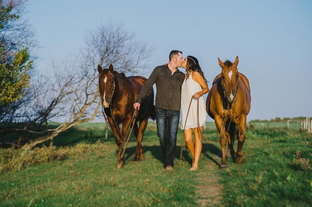 Ashley + Scott Kampphotography Winnipeg Wedding Photographers You and Me Session 