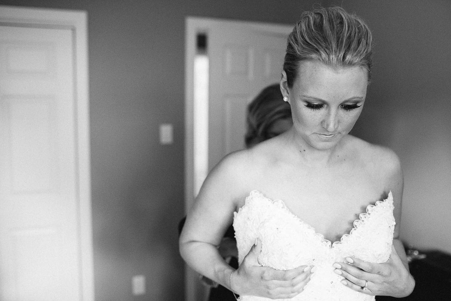 Lisa + Mike Kampphotography Winnipeg Wedding Photographers 