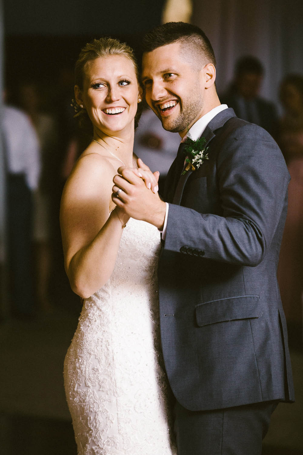 Lisa + Mike Kampphotography Winnipeg Wedding Photographers 