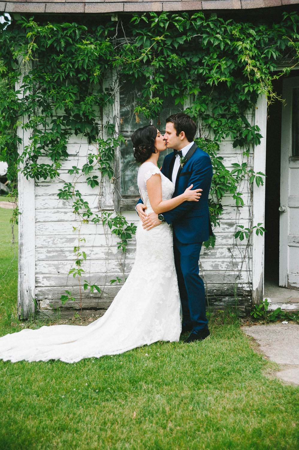 Kiera + Steve Kampphotography Winnipeg Wedding Photographers 