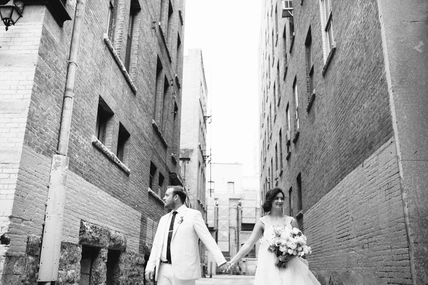 Heidi + Eric Kampphotography Winnipeg Wedding Photographers 