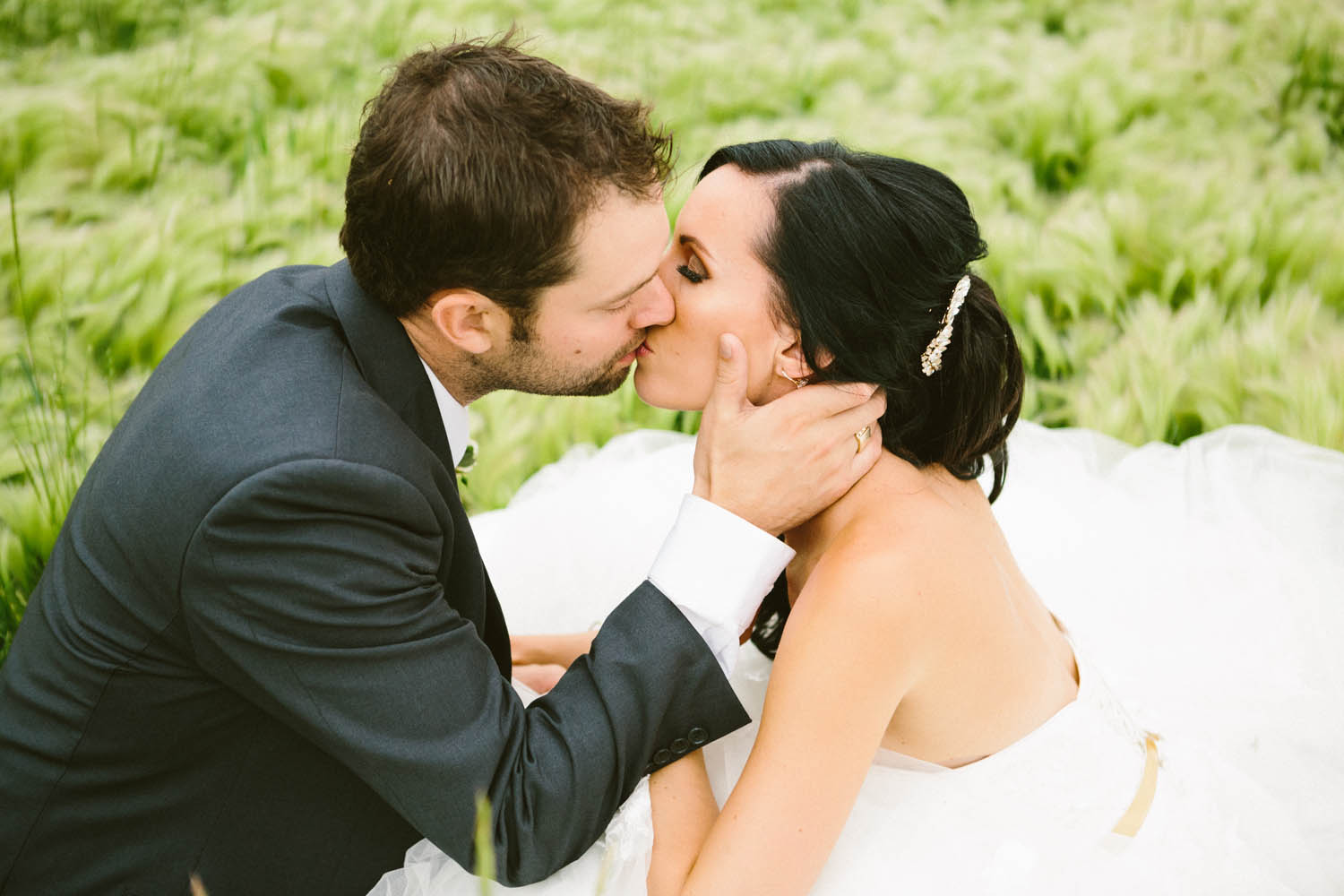 Ashlee + Tyler Kampphotography Winnipeg Wedding Photographers 