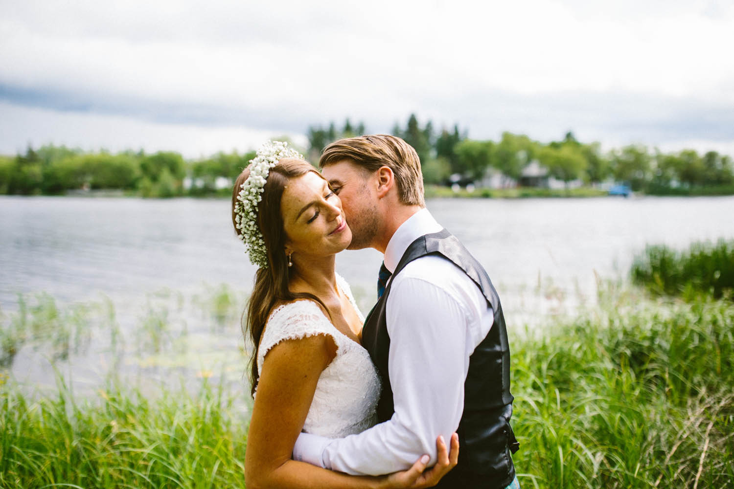 Michelle + Nathan Kampphotography Winnipeg Wedding Photographers 