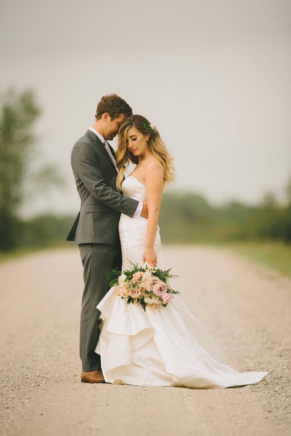 Kyla + Jared Kampphotography Winnipeg Wedding Photographers 