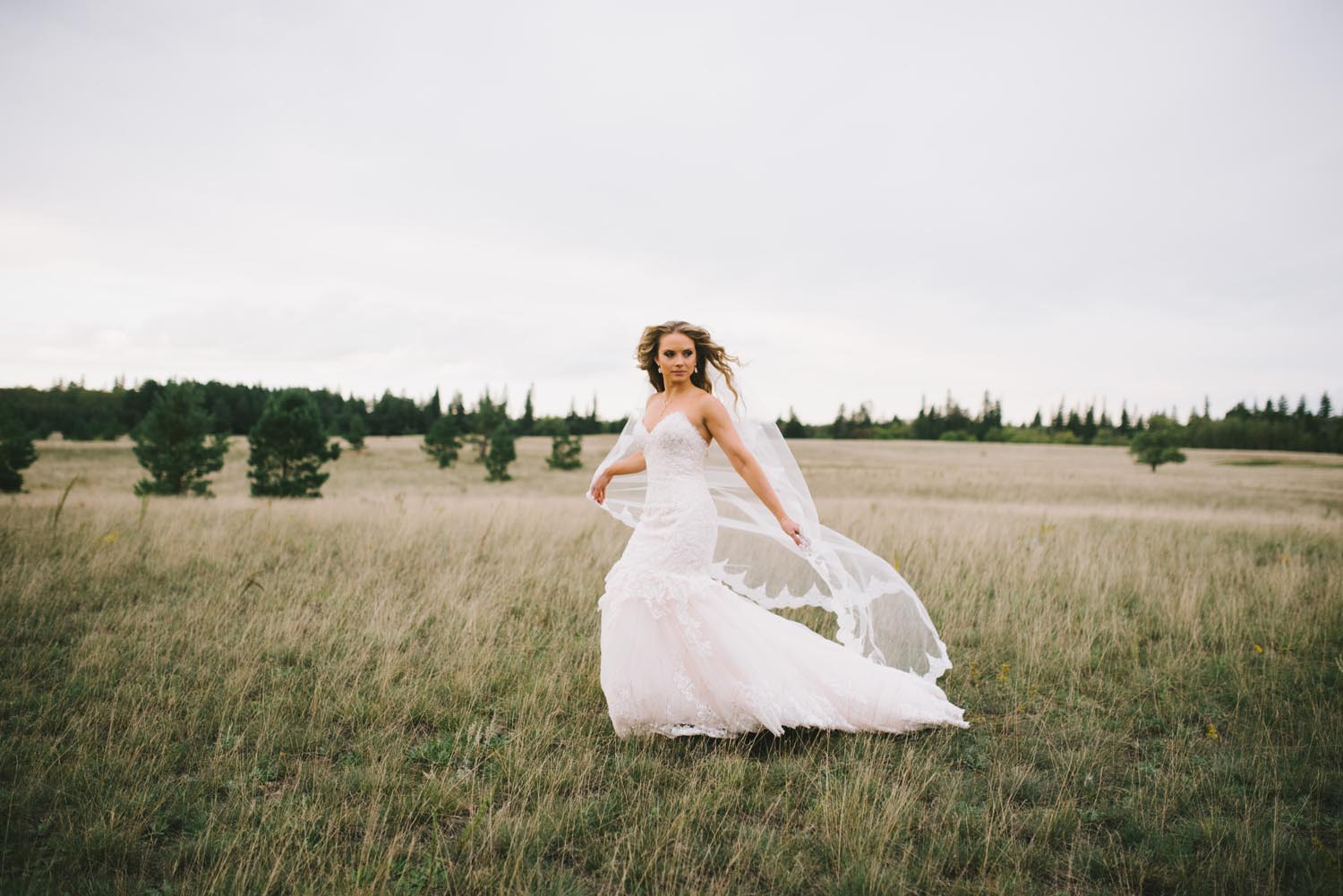 Michelle + Anonh Kampphotography Winnipeg Wedding Photographers 