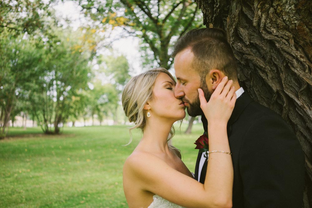 Ashleigh + Chris Kampphotography Winnipeg Wedding Photographers 