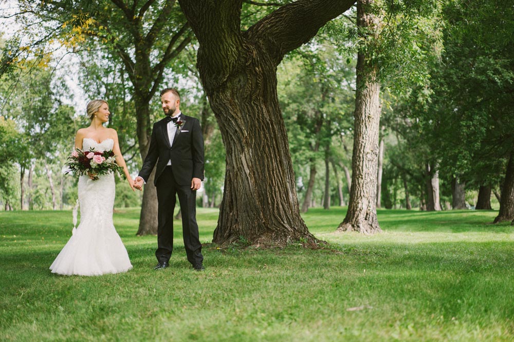 Ashleigh + Chris Kampphotography Winnipeg Wedding Photographers 