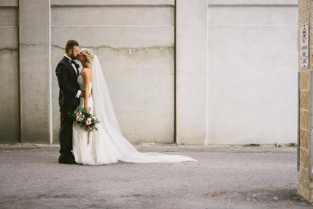 Ashleigh + Chris Kampphotography Winnipeg Wedding Photographers 