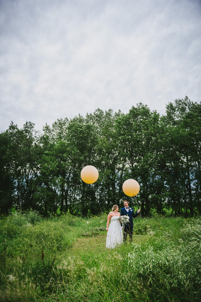 Kelly + Chris Kampphotography Winnipeg Wedding Photographers 