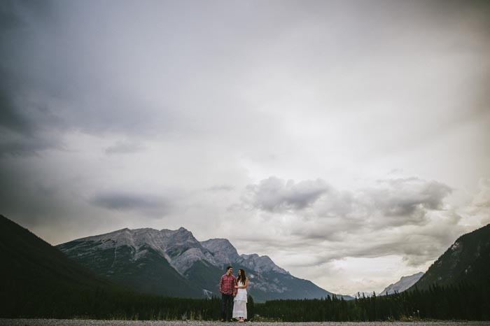 Stephanie + Brad Kampphotography Winnipeg Wedding Photographers You and Me Session 