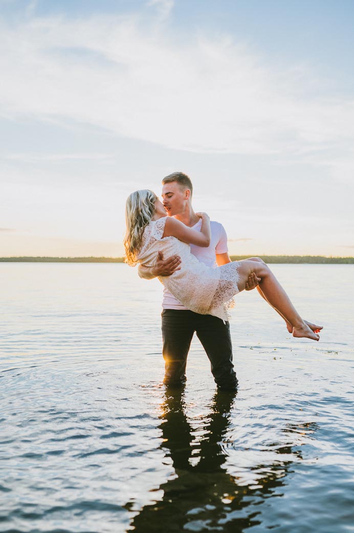 Taryn + Dustin Kampphotography Winnipeg Wedding Photographers You and Me Session 