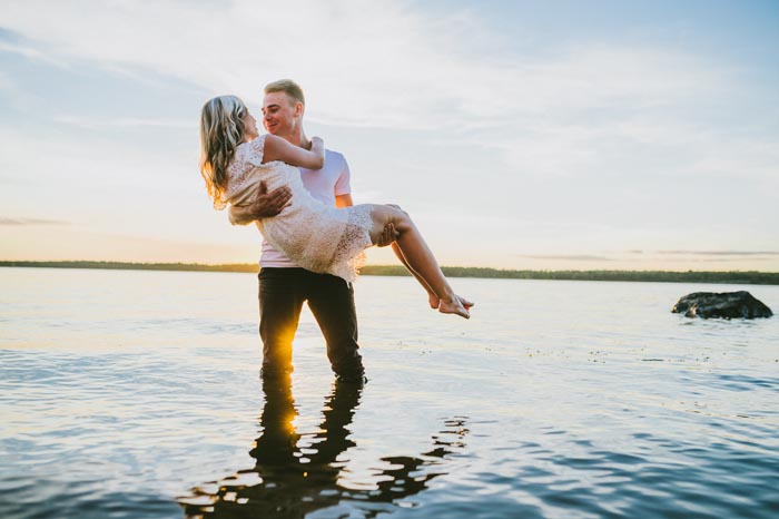 Taryn + Dustin Kampphotography Winnipeg Wedding Photographers You and Me Session 