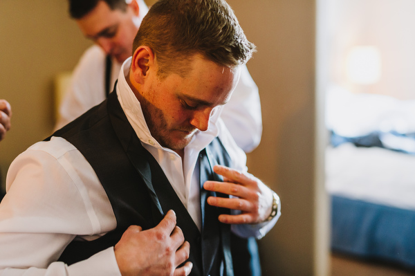 Nicole + Justin Kampphotography Winnipeg Wedding Photographers 