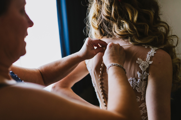 Nicole + Justin Kampphotography Winnipeg Wedding Photographers 