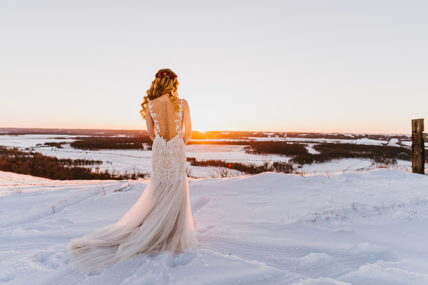 Nicole + Justin Kampphotography Winnipeg Wedding Photographers 