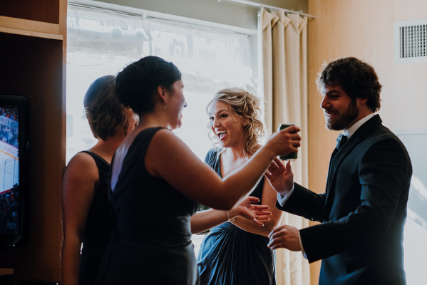 Canadian Museum of Human Rights Wedding Canadian Museum of Human Rights Wedding Kampphotography Winnipeg Wedding Photographers 