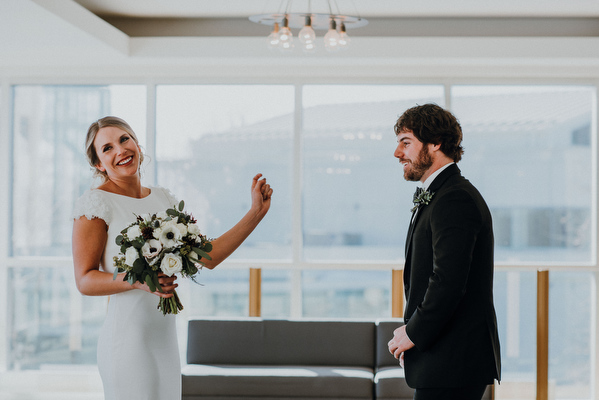 Canadian Museum of Human Rights Wedding Canadian Museum of Human Rights Wedding Kampphotography Winnipeg Wedding Photographers 