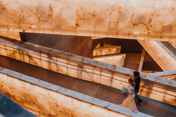 Canadian Museum of Human Rights Wedding Canadian Museum of Human Rights Wedding Kampphotography Winnipeg Wedding Photographers 