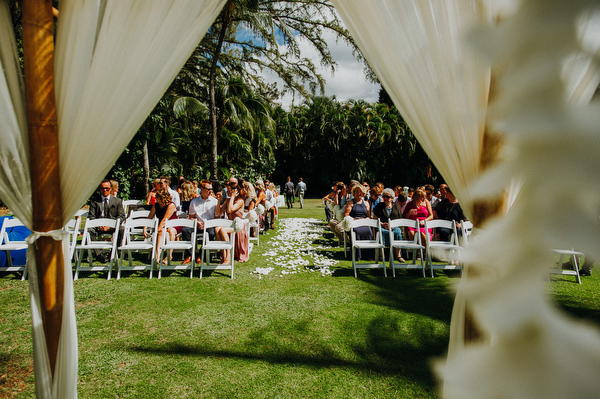 Four Seasons Hotel Maui Wedding Kampphotography Destination Wedding Kampphotography Winnipeg Wedding Photographers 