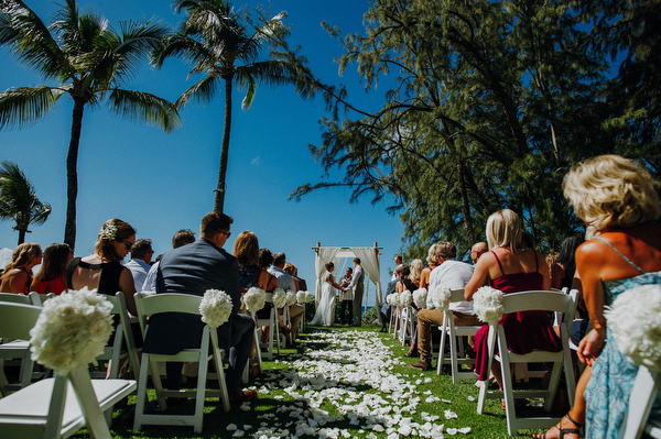 Four Seasons Hotel Maui Wedding Kampphotography Destination Wedding Kampphotography Winnipeg Wedding Photographers 