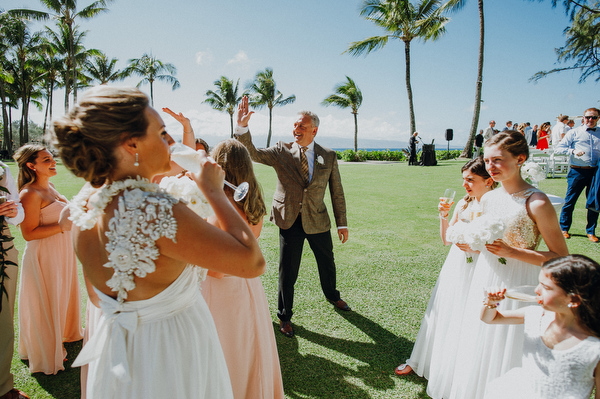 Four Seasons Hotel Maui Wedding Kampphotography Destination Wedding Kampphotography Winnipeg Wedding Photographers 