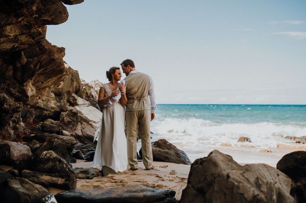 Four Seasons Hotel Maui Wedding Kampphotography Destination Wedding Kampphotography Winnipeg Wedding Photographers 