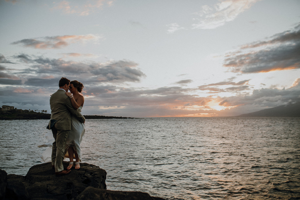 Four Seasons Hotel Maui Wedding Kampphotography Destination Wedding Kampphotography Winnipeg Wedding Photographers 