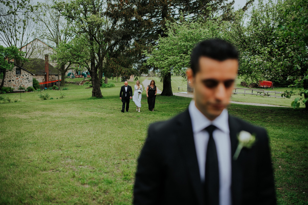 Steckle Heritage Farm Wedding Kampphotography Destination Wedding Kampphotography Winnipeg Wedding Photographers 