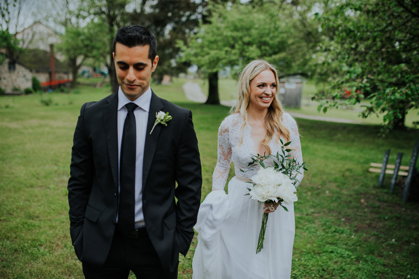 Steckle Heritage Farm Wedding Kampphotography Destination Wedding Kampphotography Winnipeg Wedding Photographers 