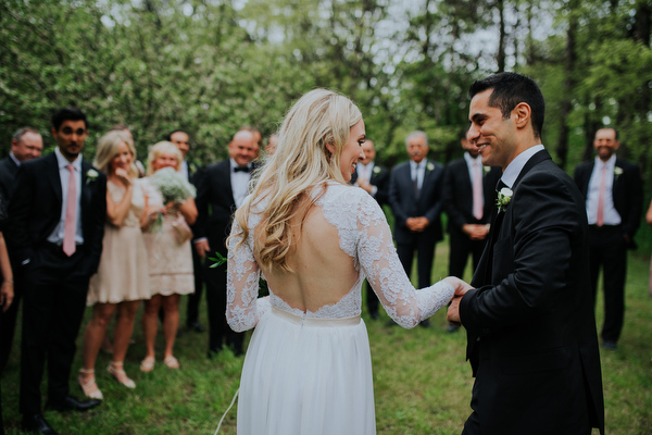 Steckle Heritage Farm Wedding Kampphotography Destination Wedding Kampphotography Winnipeg Wedding Photographers 