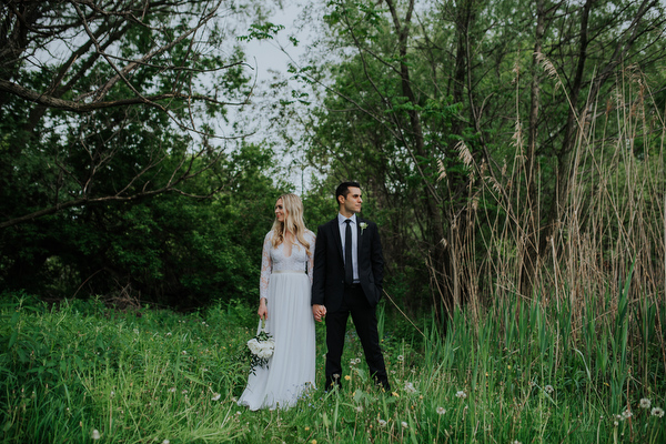 Steckle Heritage Farm Wedding Kampphotography Destination Wedding Kampphotography Winnipeg Wedding Photographers 