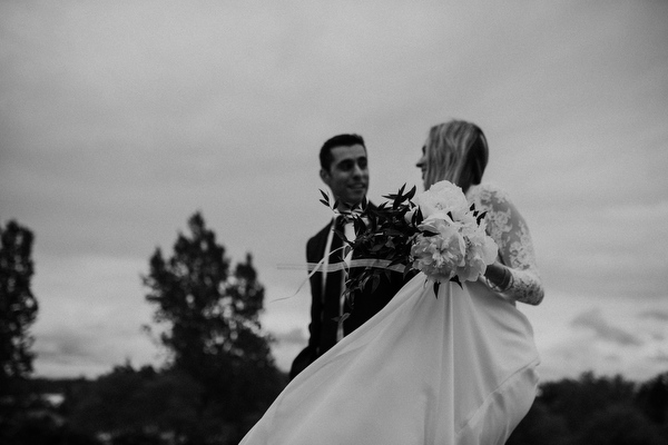 Steckle Heritage Farm Wedding Kampphotography Destination Wedding Kampphotography Winnipeg Wedding Photographers 