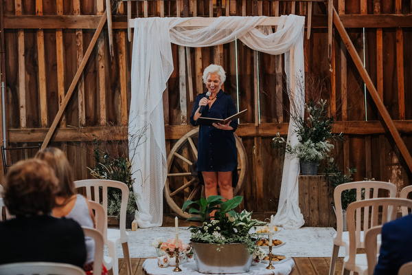 Steckle Heritage Farm Wedding Kampphotography Destination Wedding Kampphotography Winnipeg Wedding Photographers 