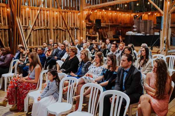 Steckle Heritage Farm Wedding Kampphotography Destination Wedding Kampphotography Winnipeg Wedding Photographers 