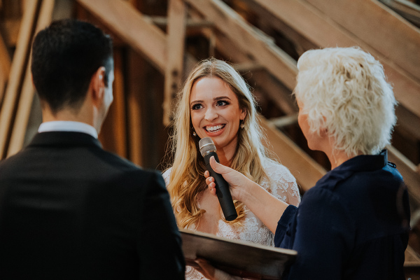 Steckle Heritage Farm Wedding Kampphotography Destination Wedding Kampphotography Winnipeg Wedding Photographers 