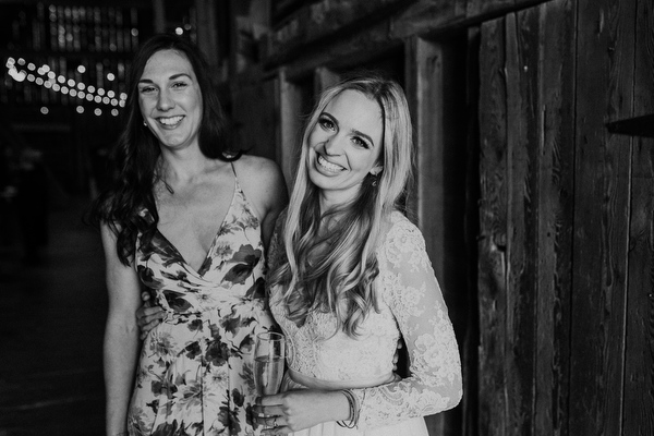 Steckle Heritage Farm Wedding Kampphotography Destination Wedding Kampphotography Winnipeg Wedding Photographers 